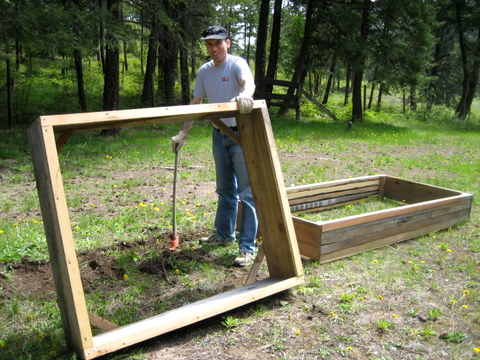 Square Foot Gardening on Diy  Getting Dirty With Square Foot Gardening   Squawkfox
