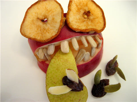 http://www.squawkfox.com/wp-content/uploads/2009/10/frogs_funny_frogs_halloween_recipes.jpg