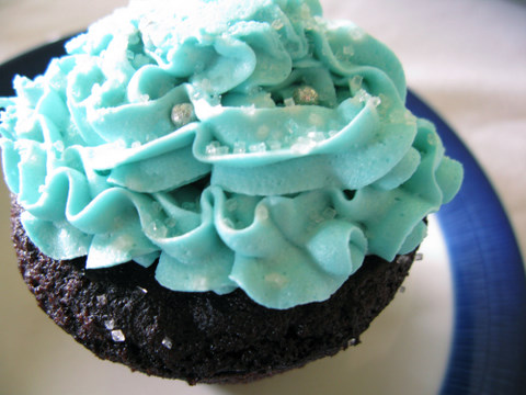wedding cakes Big tasty chocolate cupcakes topped with teal icing